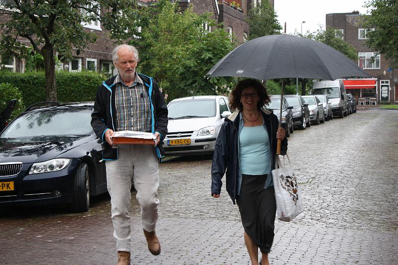 IMG_9669.JPG - Door de regen ook Bernard en Aletta. Onverschrokken.